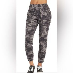 SPANX Sz XL  Stretch Twill Grey Colour Way Zipper At Hem Pockets Cargo Pants